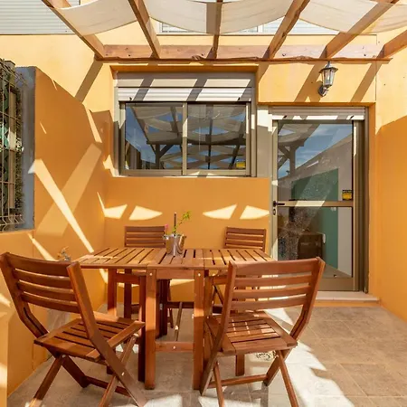 Casa Nora - Ocean View - Patio - Office Apartment Costa De Antigua